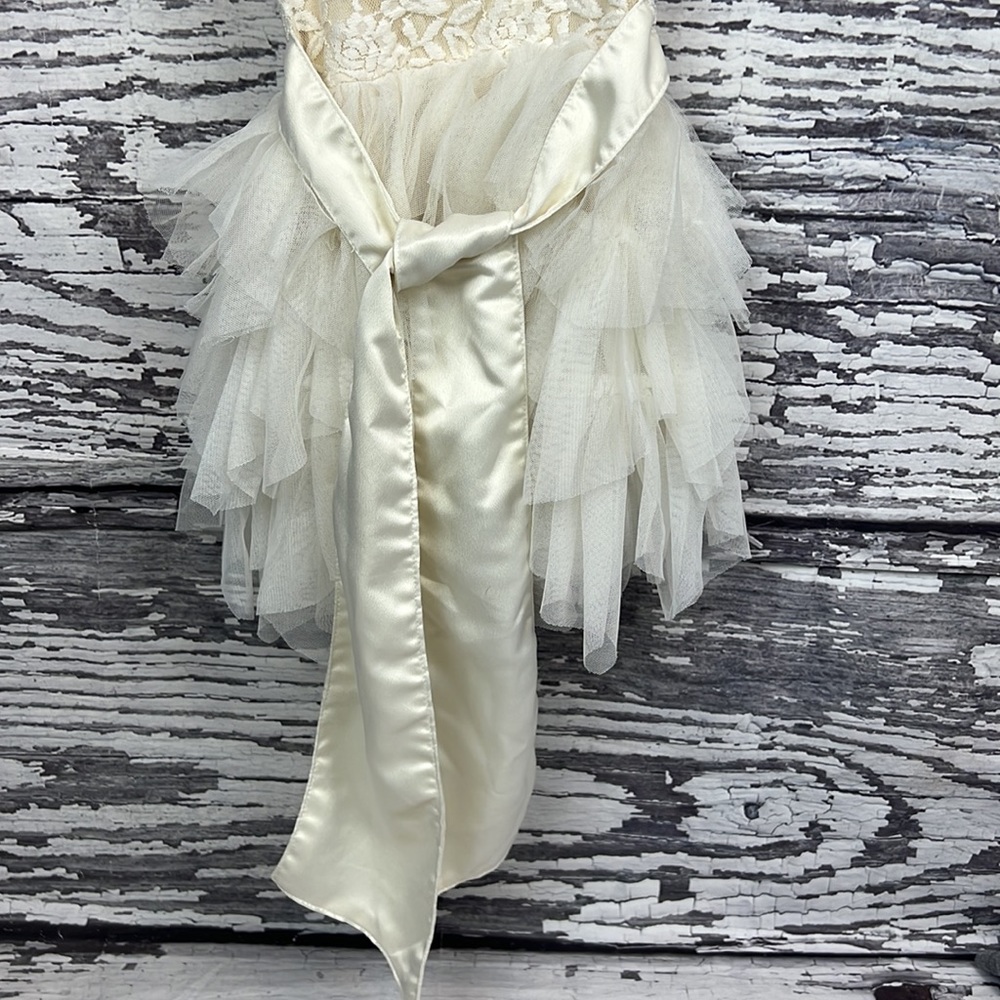Madeleine Dress Ivory - Size 2T/3T - Picture 10 of 10